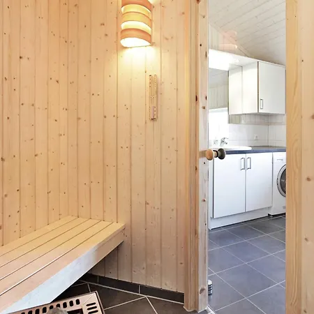 Wellness With Three Bedrooms
