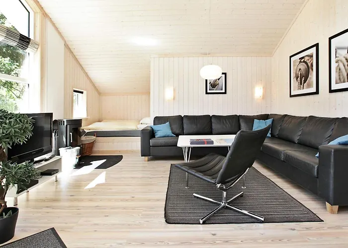 Vakantiehuis Wellness With Three Bedrooms