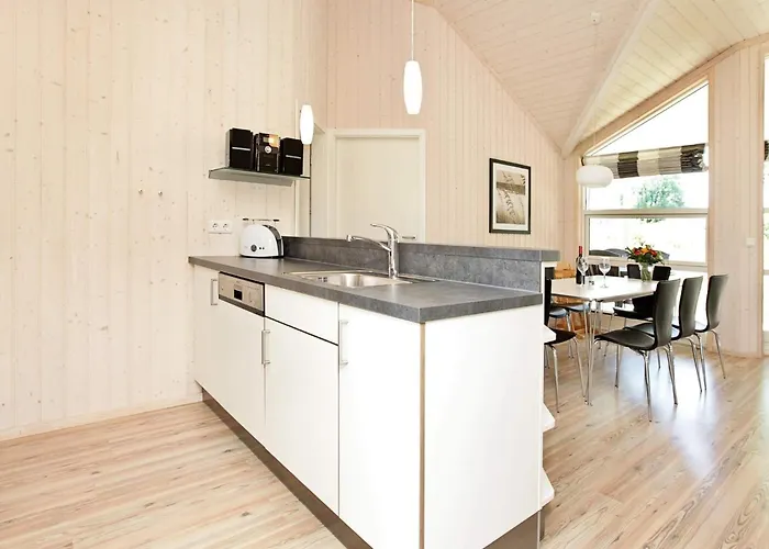 Wellness With Three Bedrooms Vakantiehuis Großenbrode